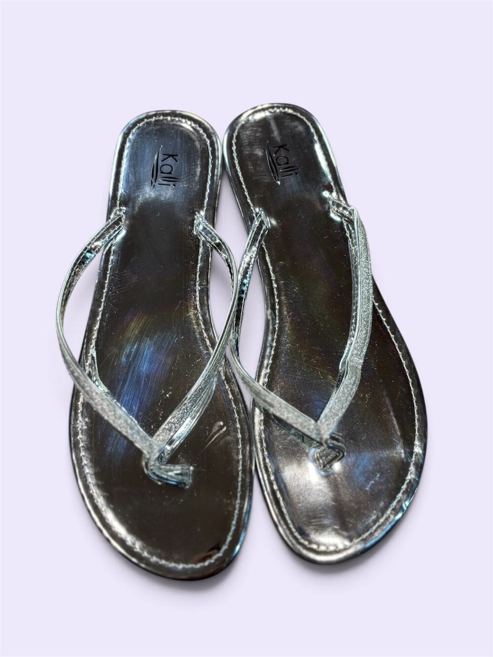 Kali Women’s Size 11 Silver Metallic Glitter Thong Flat Sandals